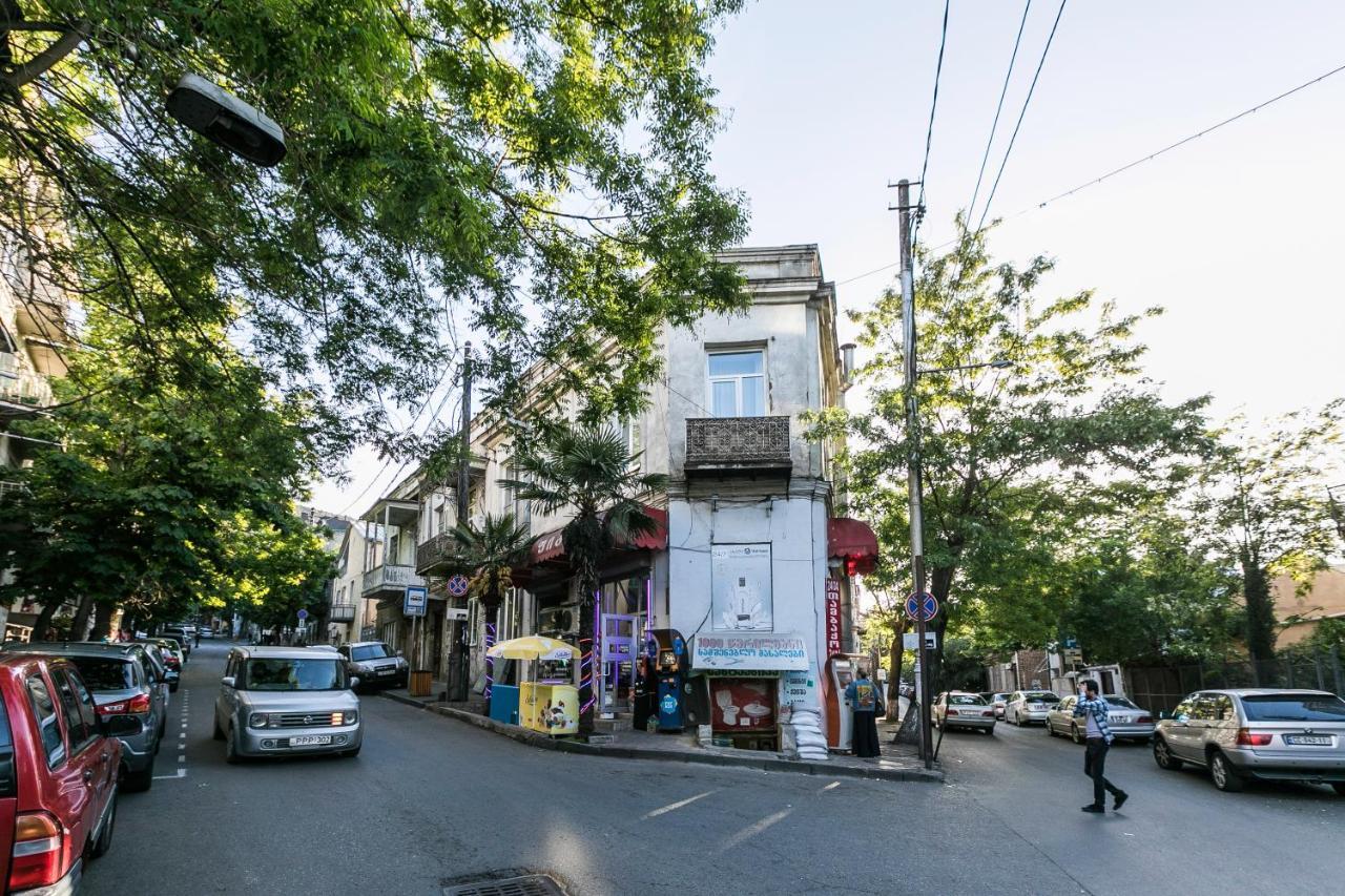 Tbilisisi Apartment ภายนอก รูปภาพ